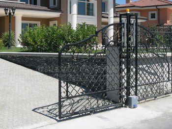 Gimes Branda Kapı sistemleri    | villa tipi yana kayar bahçe kapısı